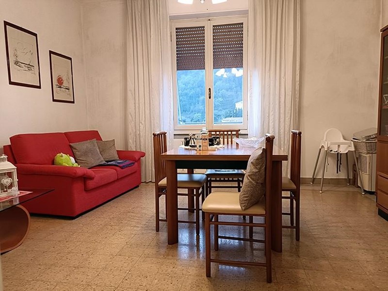 Appartamento in Vendita a Carrara, 110'000€, 80 m², arredato