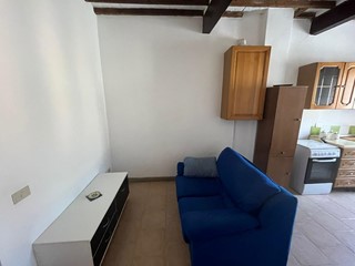 Bilocale in Vendita a Palaia, zona Forcoli, 50'000€, 45 m², arredato