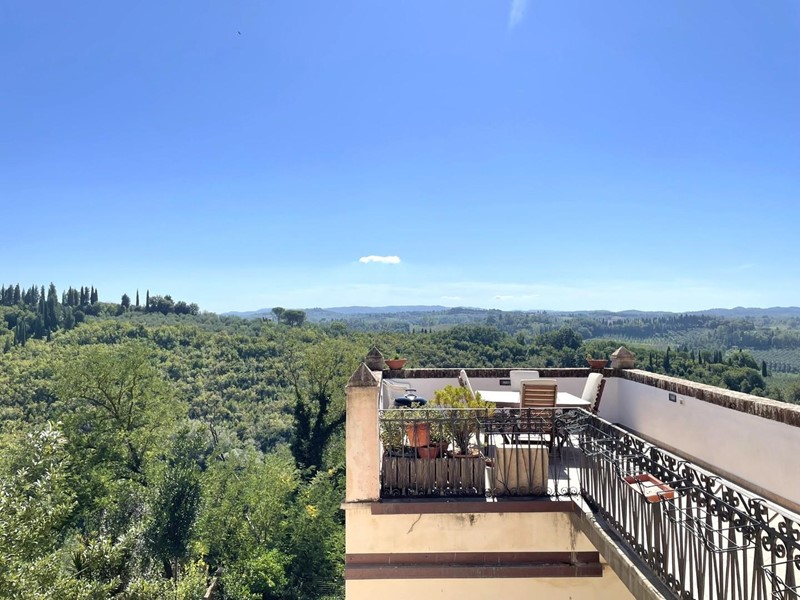 Appartamento in Vendita a San Miniato, 950'000€, 625 m², arredato