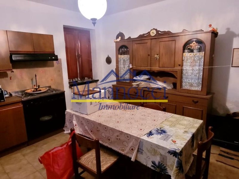 Casa Indipendente in Vendita a San Giuliano Terme, zona Pappiana, 220'000€, 180 m², con Box