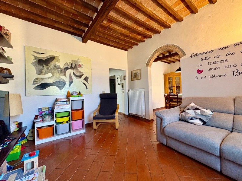 Appartamento in Vendita a Casciana Terme Lari, zona Cevoli, 93'000€, 87 m², arredato