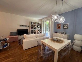 Trilocale in Vendita a Viareggio, 360'000€, 76 m², arredato