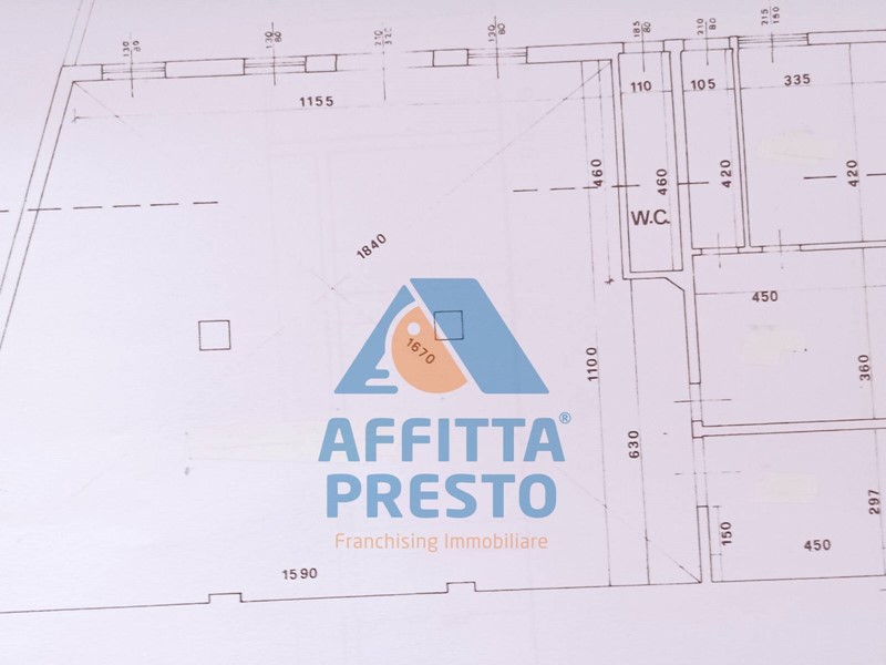 Ufficio in Affitto a Empoli, 2'500&euro;, 200 m²