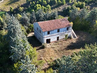 Rustico in Vendita a Ripatransone, 500'000€, 260 m²