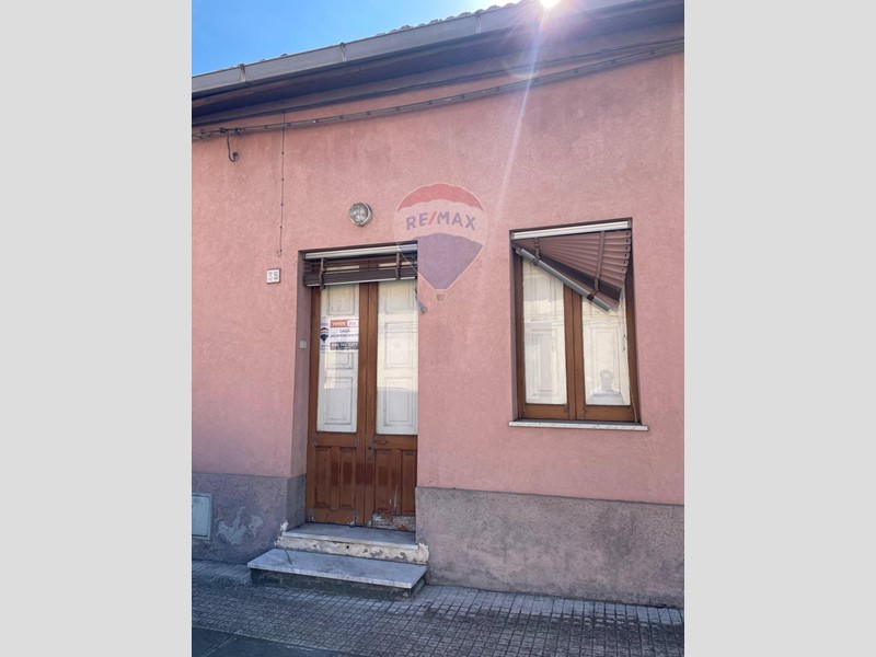 Casa Indipendente in Vendita a Santa Venerina, 39'000€, 55 m²