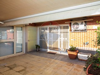 Trilocale in Vendita a Aci Castello, 69'000€, 73 m²