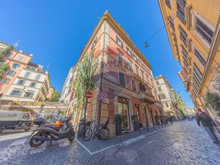 Ufficio in Vendita a Roma, 244'450€, 50 m²
