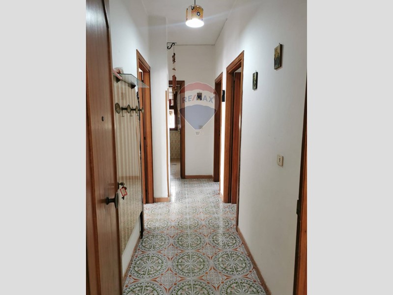 Trilocale in Vendita a Minturno, 133'000€, 74 m²