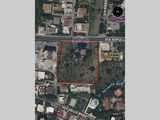 Casa Indipendente in Vendita a Formia, 620'000€, 240 m²