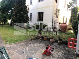 Quadrilocale in Vendita a Reggello, 185'000€, 95 m²