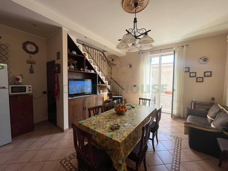 Trilocale in Vendita a Sperone, 80'000&euro;, 115 m²