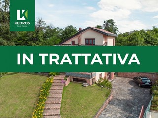 Casa Indipendente in Vendita a Caronno Varesino, 405'000€, 200 m²