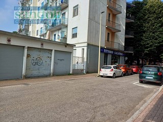 Box in Affitto a Vercelli, 10 m²