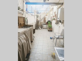 Quadrilocale in Vendita a Palermo, 99'000€, 124 m²