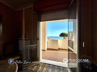 Trilocale in Vendita a Pietra Ligure, 320'000€, 61 m²