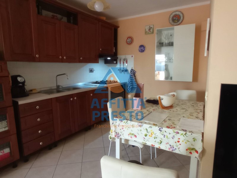 Bilocale in Vendita a Empoli, 150'000€, 100 m²