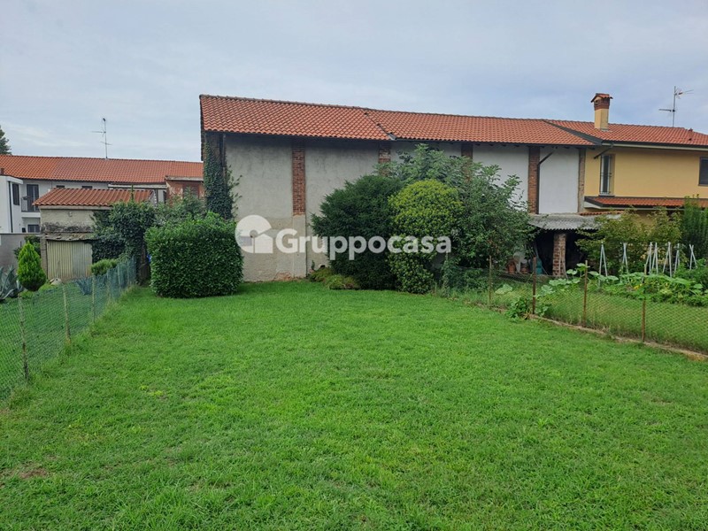 Rustico in Vendita a Marcallo con Casone, 85'000€, 90 m²