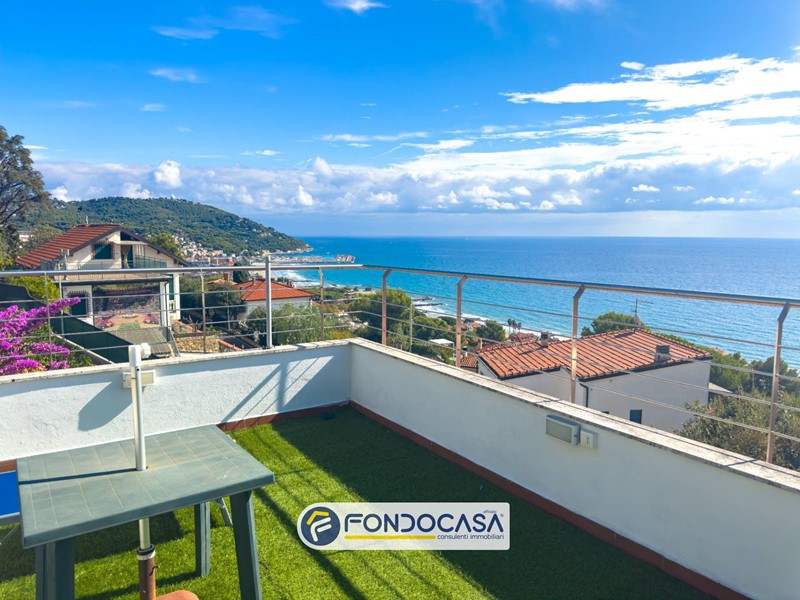 Quadrilocale in Vendita a Andora, 650'000€, 150 m²