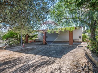 Villa in Vendita a Caltagirone, 62'000€, 92 m²