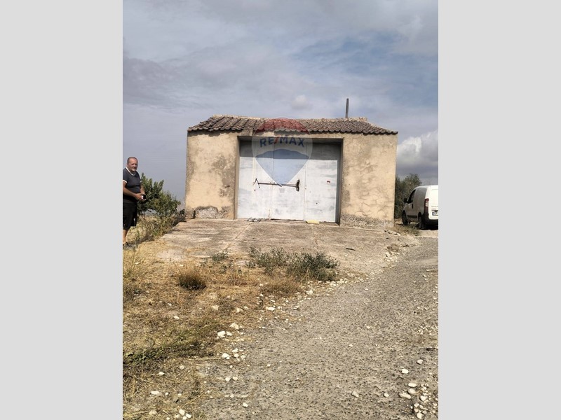 Terreno edificabile in Vendita a Mazzarrone, 29'000€, 660 m²