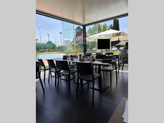 Attività commerciale in Vendita a Lastra a Signa, 54'000€, 150 m²