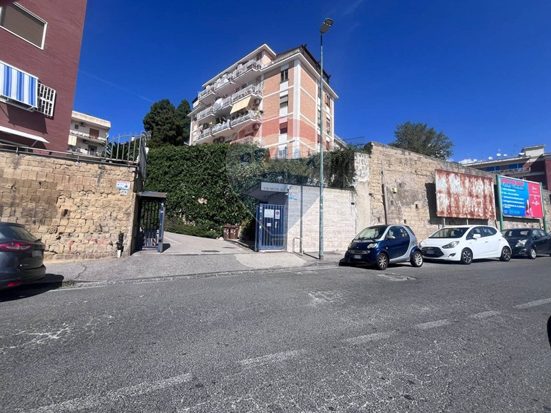 Appartamento in Vendita a Napoli, 730'000€, 165 m²