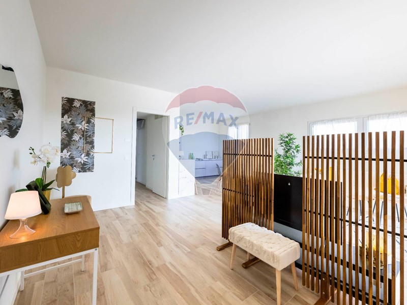 Trilocale in Vendita a Grassobbio, 295'000€, 134 m²