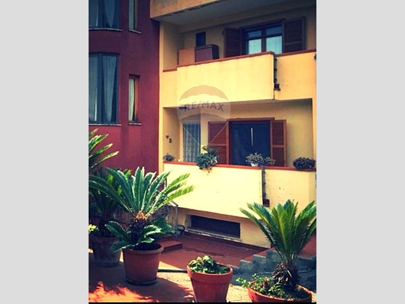 Casa Semi Indipendente in Vendita a Formia, 650'000€, 226 m²