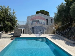 Villa in Vendita a Itri, 820'000€, 160 m²