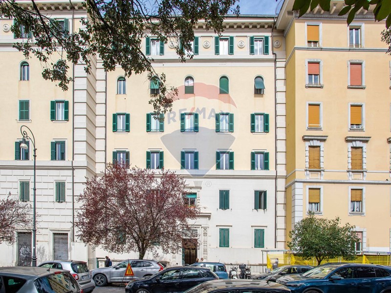 Bilocale in Affitto a Roma, 2'200€, 60 m²