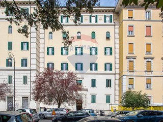Bilocale in Affitto a Roma, 2'200€, 60 m²
