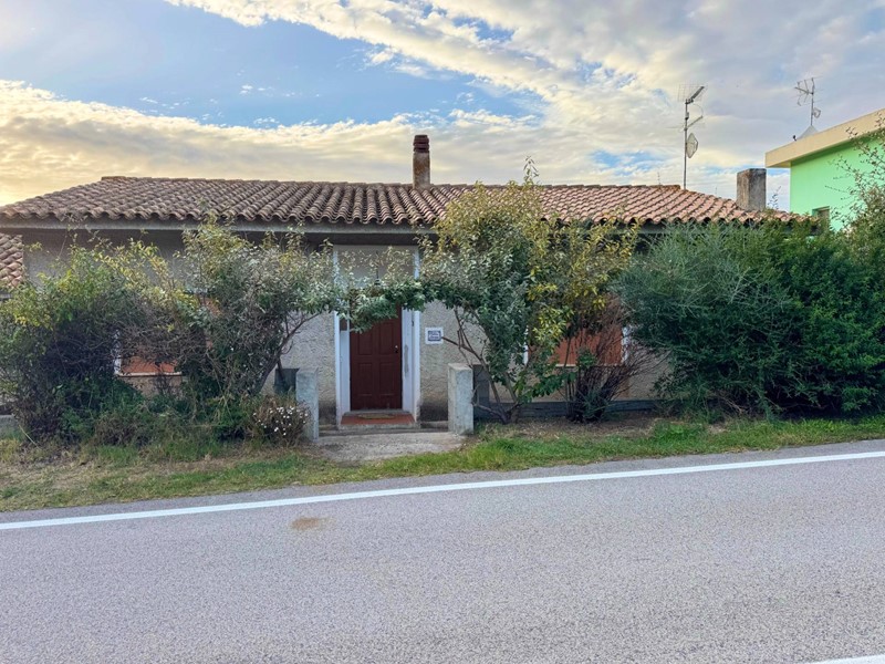Casa Semi Indipendente in Vendita a Luogosanto, 145'000€, 110 m²