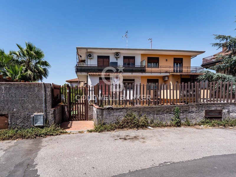 Quadrilocale in Vendita a Misterbianco, 125'000€, 116 m²