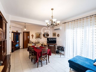 Quadrilocale in Vendita a Catania, 115'000&euro;, 103 m²