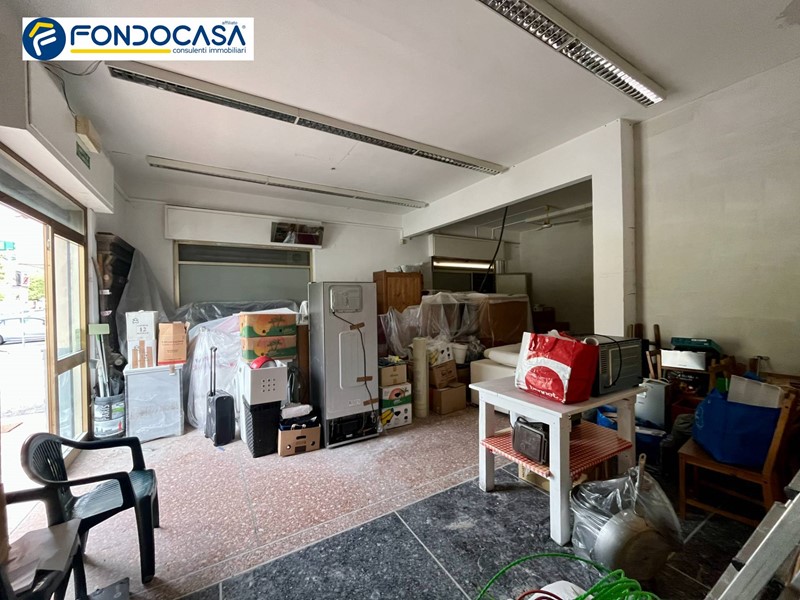 Magazzino in Vendita a Albisola Superiore, 78'000€, 66 m²