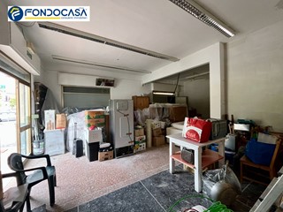 Magazzino in Vendita a Albisola Superiore, 78'000€, 66 m²