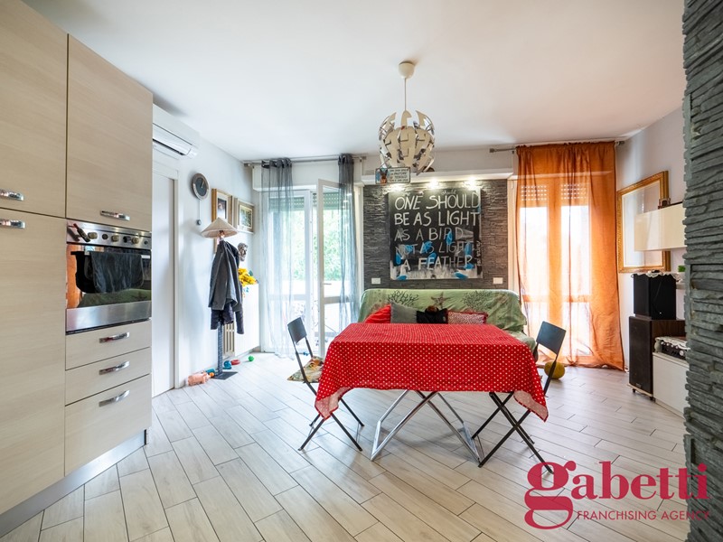 Bilocale in Vendita a Paderno Dugnano, 155'000&euro;, 58 m², arredato, con Box