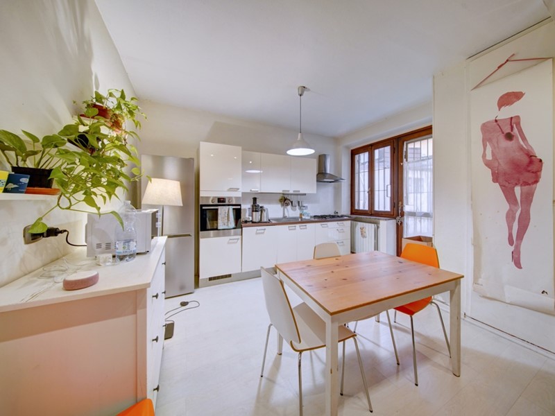 Casa Indipendente in Vendita a Torino, 200'000€, 100 m²