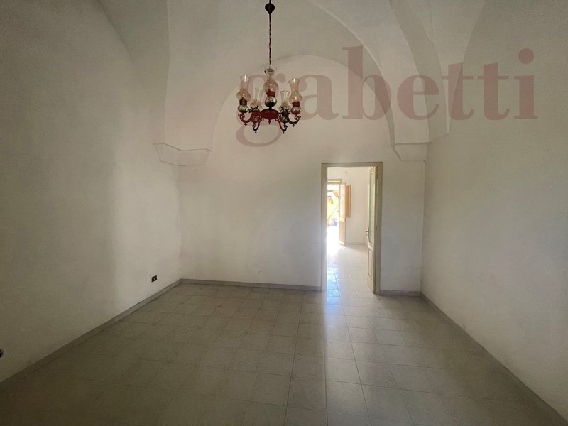 Casa Indipendente in Vendita a Nociglia, 54'000€, 90 m²