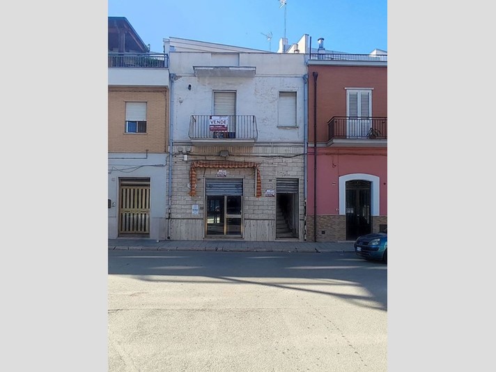 Negozio in Vendita a San Severo, 45'000&euro;, 62 m²