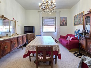 Quadrilocale in Vendita a Milazzo, 105'000€, 115 m²