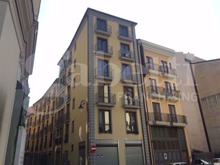 Negozio in Vendita a Avellino, 43'000&euro;, 60 m²