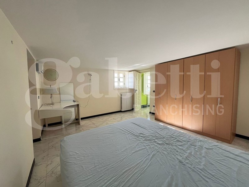 Casa Indipendente in Vendita a Gioia Sannitica, 270'000€, 464 m²