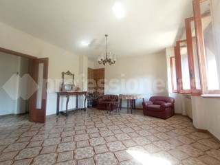 Trilocale in Vendita a Ateleta, 68'000&euro;, 99 m²