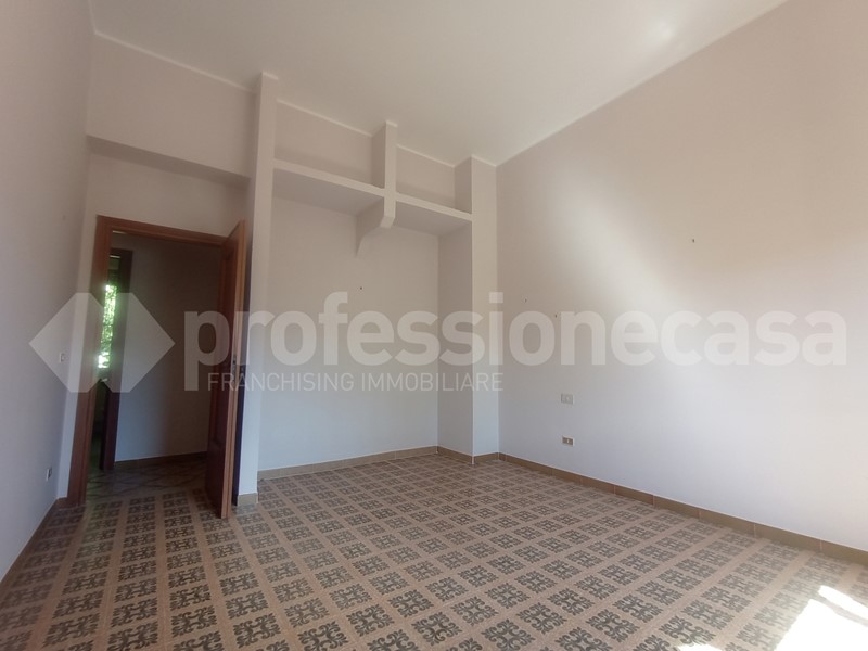 Trilocale in Vendita a Ateleta, 65'000&euro;, 97 m²