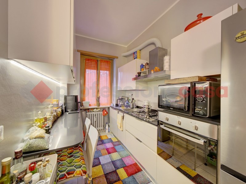Bilocale in Vendita a Torino, 109'000€, 72 m²
