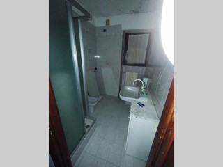 Appartamento in Vendita a Cuceglio, 84'000€, 350 m²