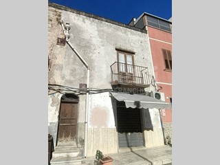 Casa Indipendente in Vendita a Paceco, 48'000€, 130 m²