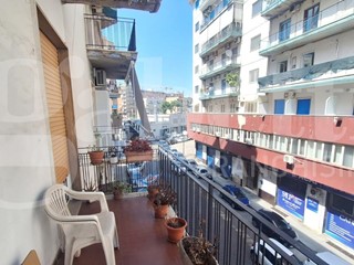Quadrilocale in Vendita a Napoli, 250'000€, 96 m²