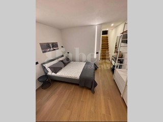 Monolocale in Vendita a Firenze, 215'000€, 21 m²